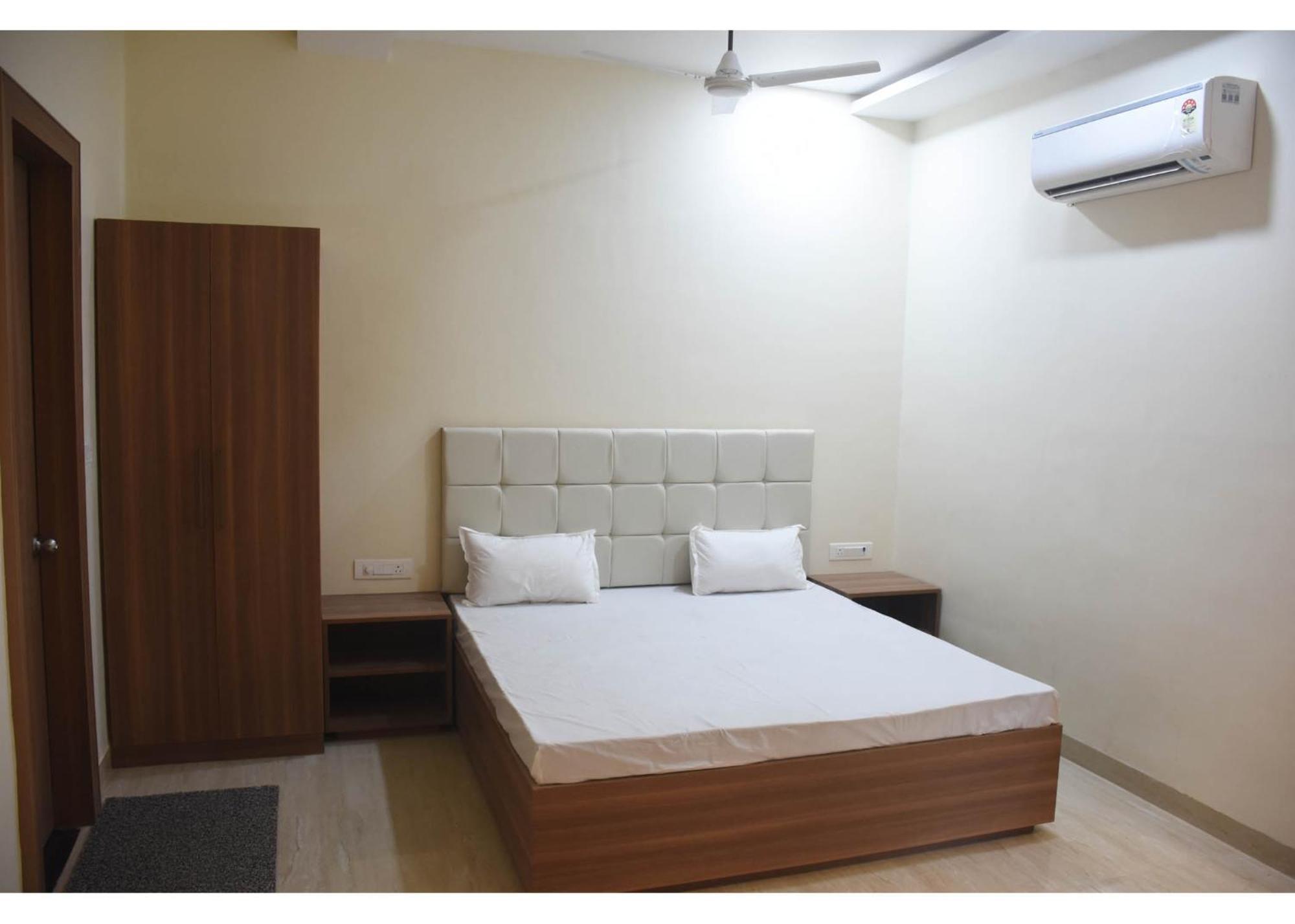 Guest house Bharat Milap Homestay- A Sonawala Unit Varanasi