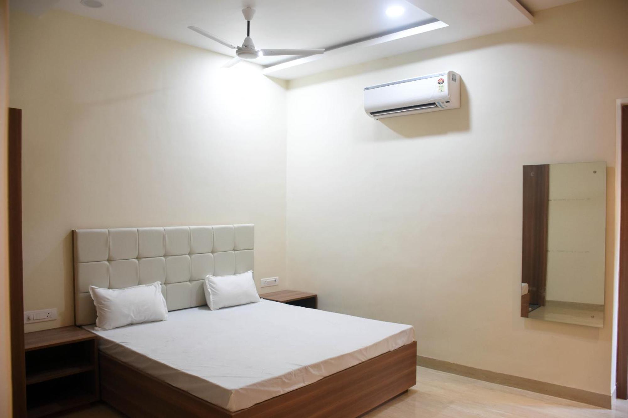 Guest house Bharat Milap Homestay- A Sonawala Unit